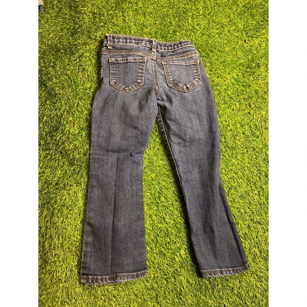 B’gosh Kids Boot Cut Jeans Size 5T Medium Wash Denim Unisex